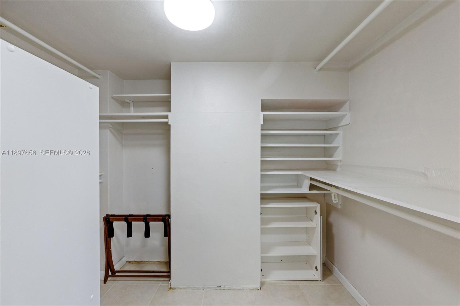 PARK TOWER CONDO - Residential