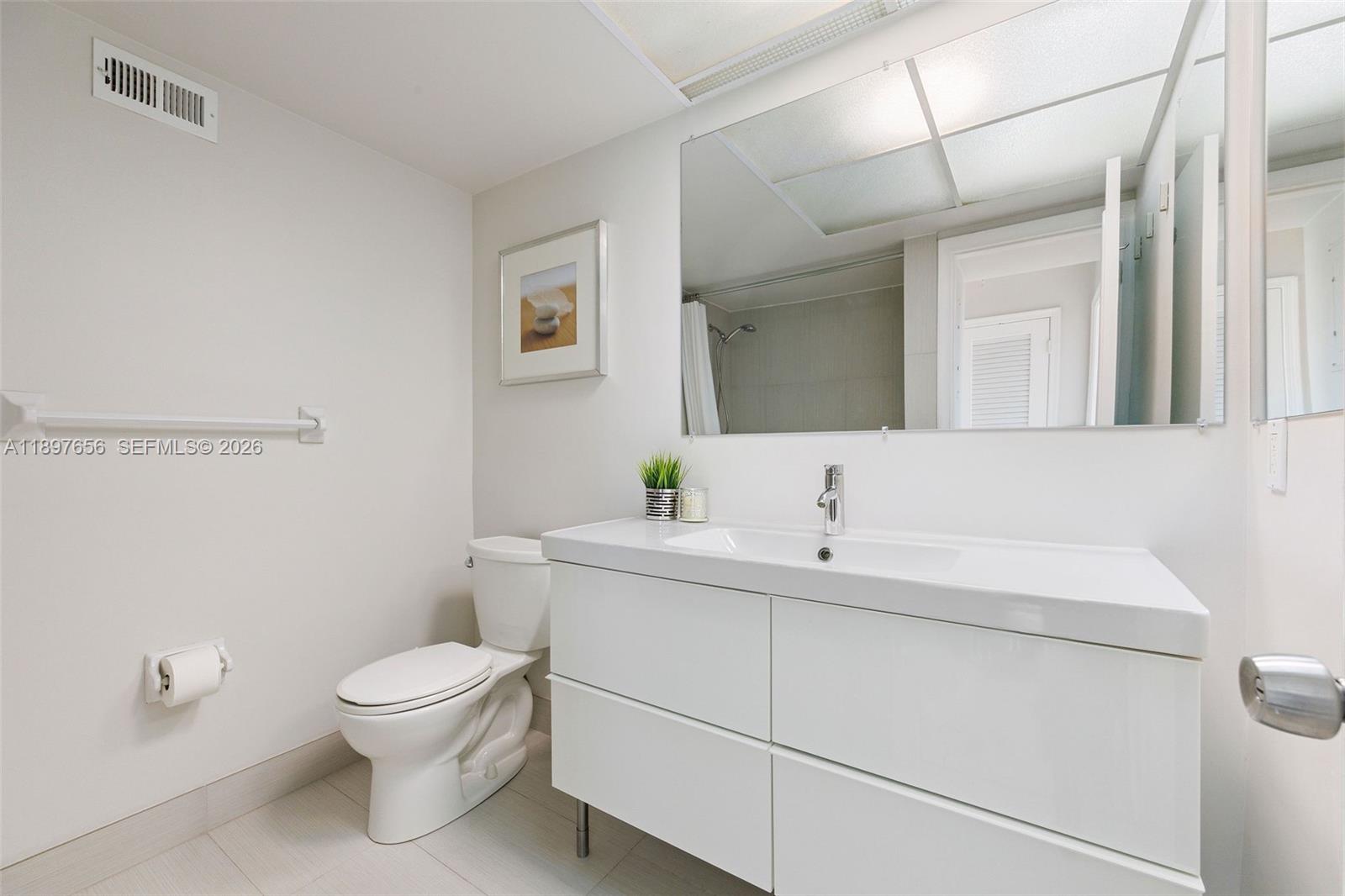 PARK TOWER CONDO - Residential