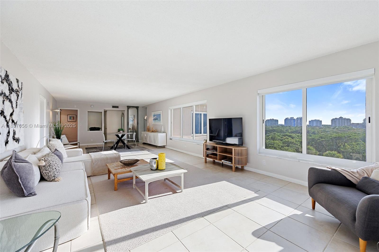 PARK TOWER CONDO - Residential