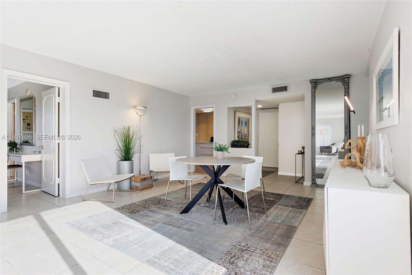 PARK TOWER CONDO - Residential