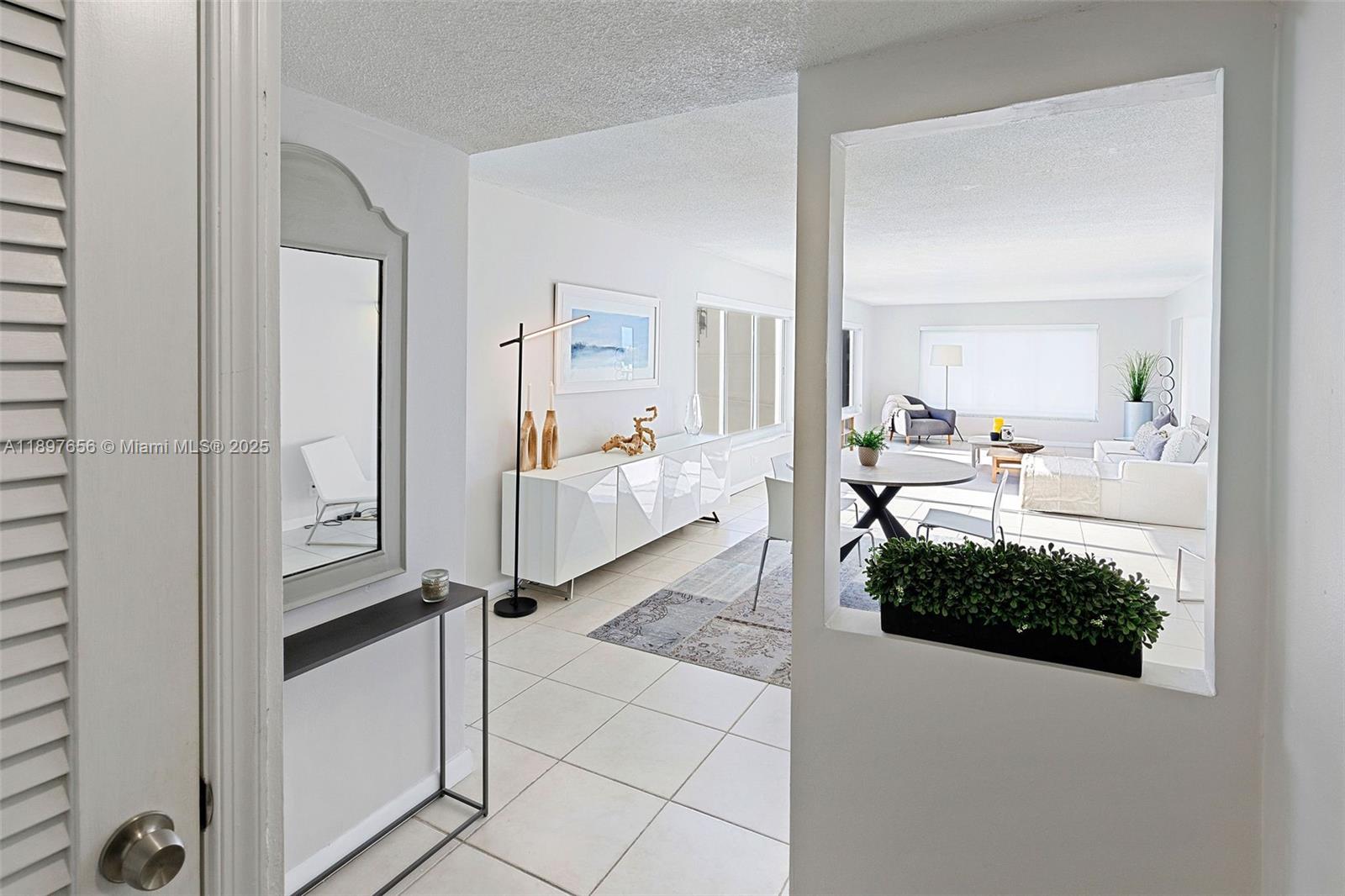 PARK TOWER CONDO - Residential