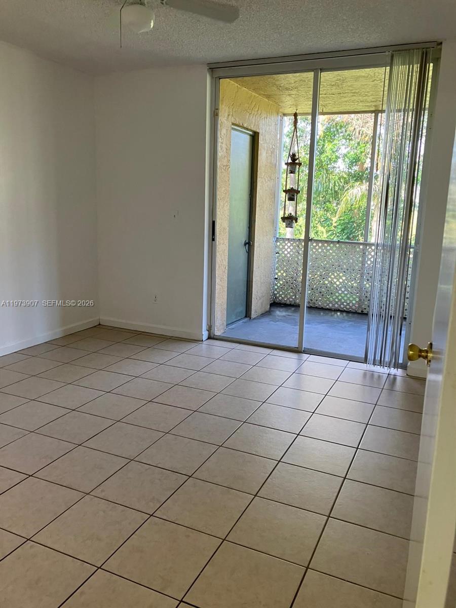 4025 W Mcnab Rd E107