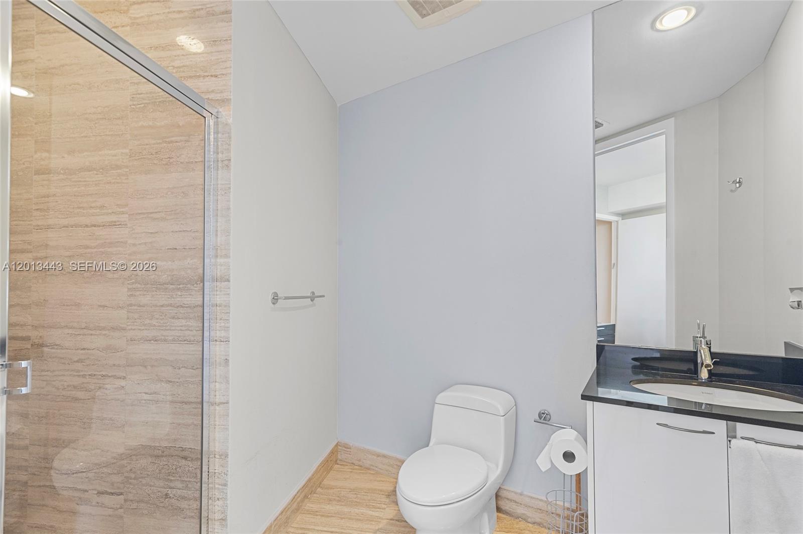 TDR TOWER I CONDO - Residential