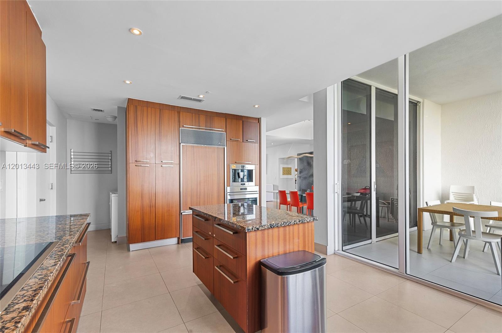 TDR TOWER I CONDO - Residential