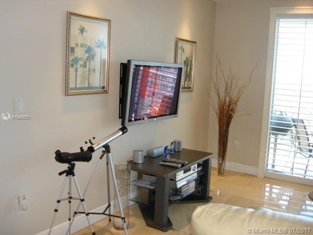 ARLEN BEACH CONDO - Residential Lease