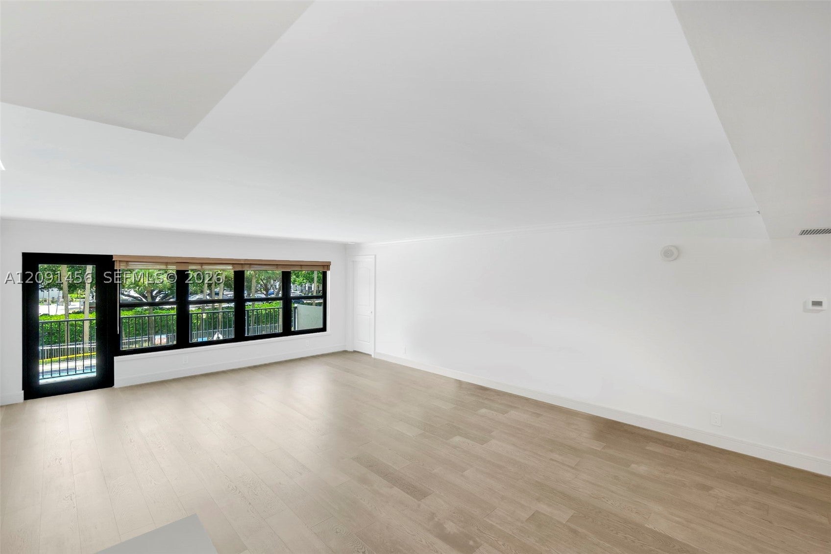 3200 Port Royale Dr N 205