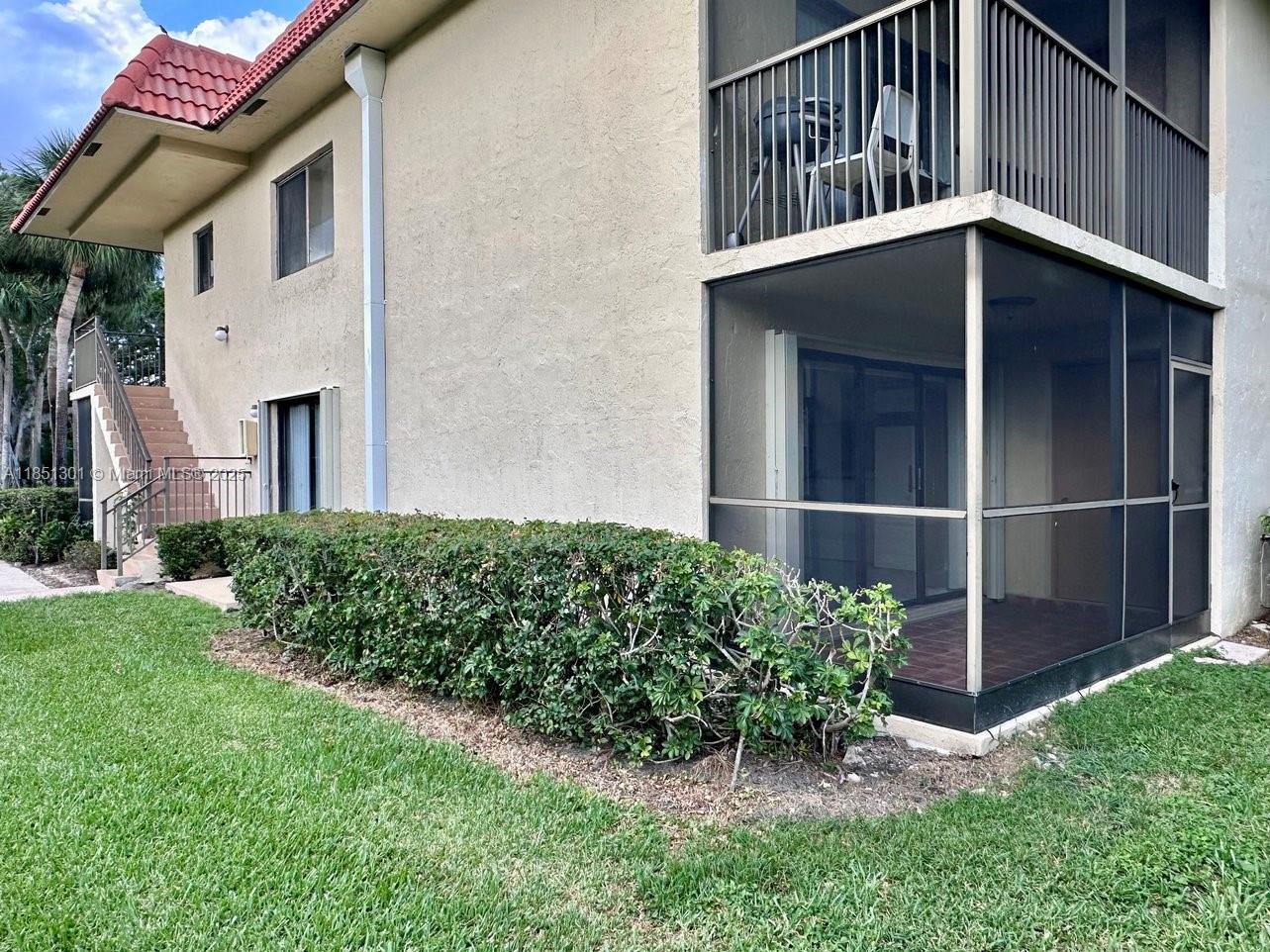 RACQUET CLUB APTS AT BONA - Residential