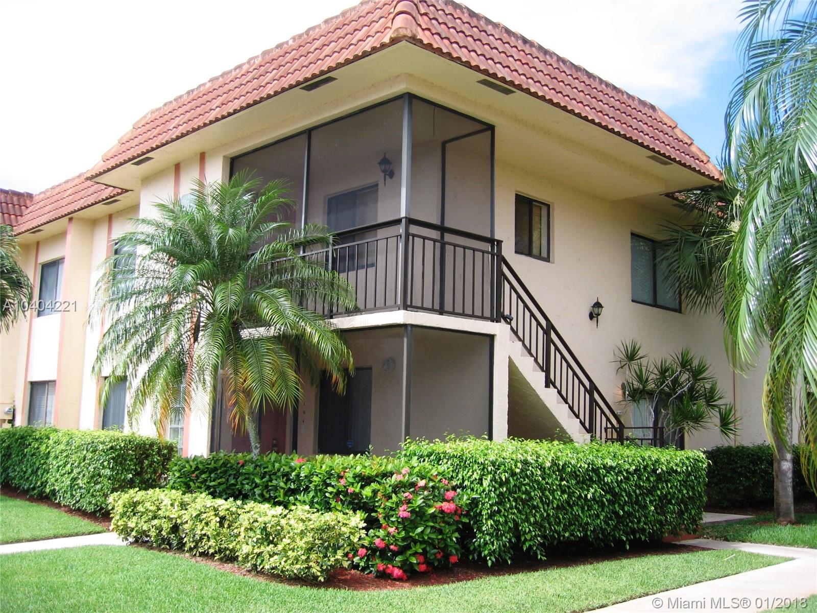 INVESTORS. SPECTACULAR CORNER UNIT 2 BED & 2 BATHROOMS IN WESTON. CANAL VIEW. LAMINATED FLOORS AND TILE IN KITCHEN & BATHROOMS. A PLUS SCHOOLS OF WESTON. THE LEASE CONTRACT WILL HONORED UNTIL 01/15/2019 $1,600.OO EXCELLENT TENANT. NO RENT RESTRICTIONS.MEMBERSHIP AT TOWN CENTER CLUB AUTHORITY.