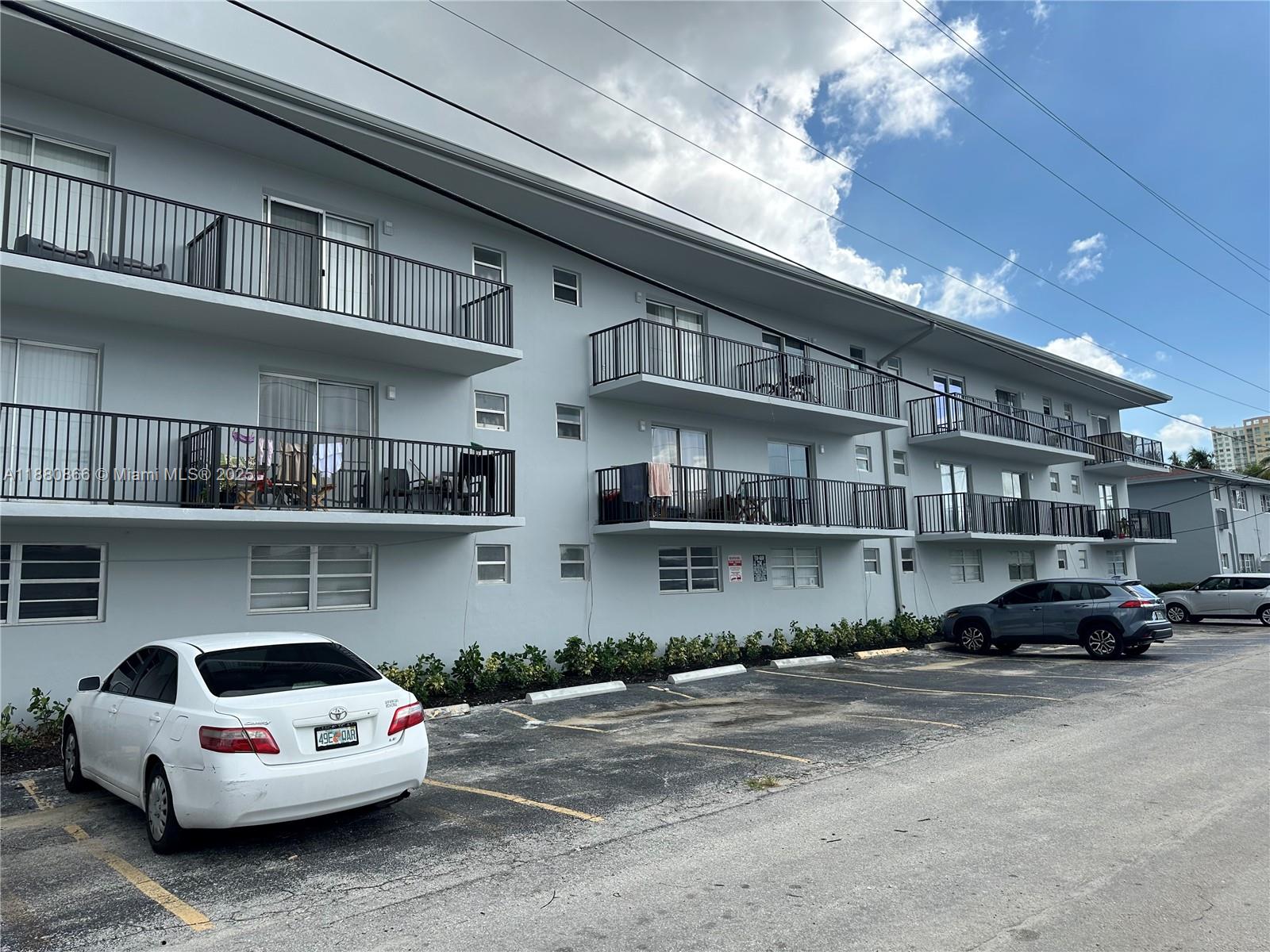 LSOLEI AT HALLANDALE BEAC - Residential Lease
