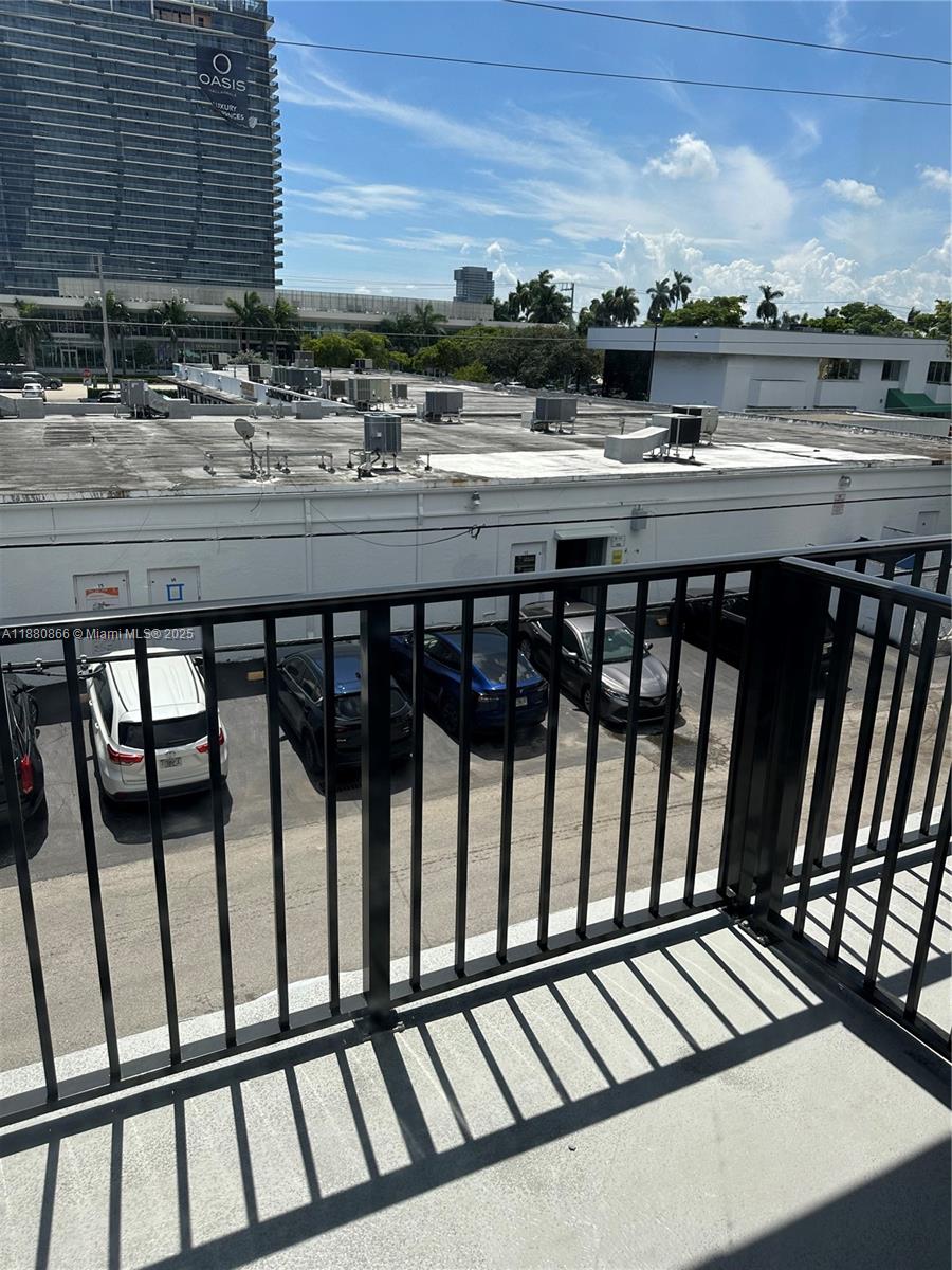 LSOLEI AT HALLANDALE BEAC - Residential Lease