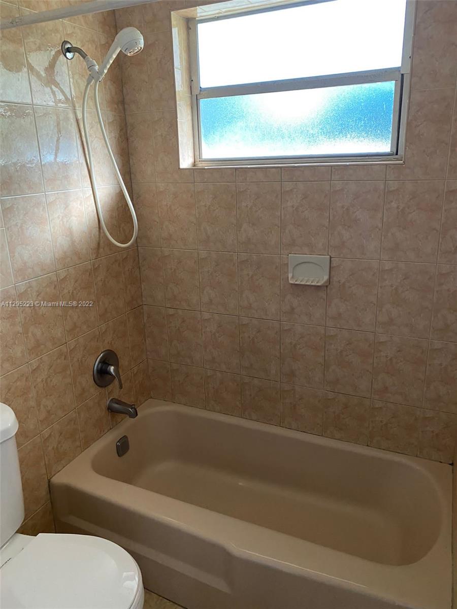 MOONRAKER CONDO - Residential Lease