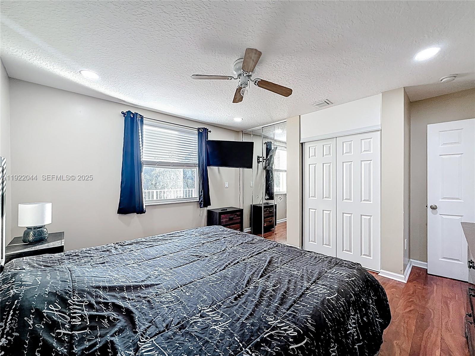 SESSA EIGHT - Residential