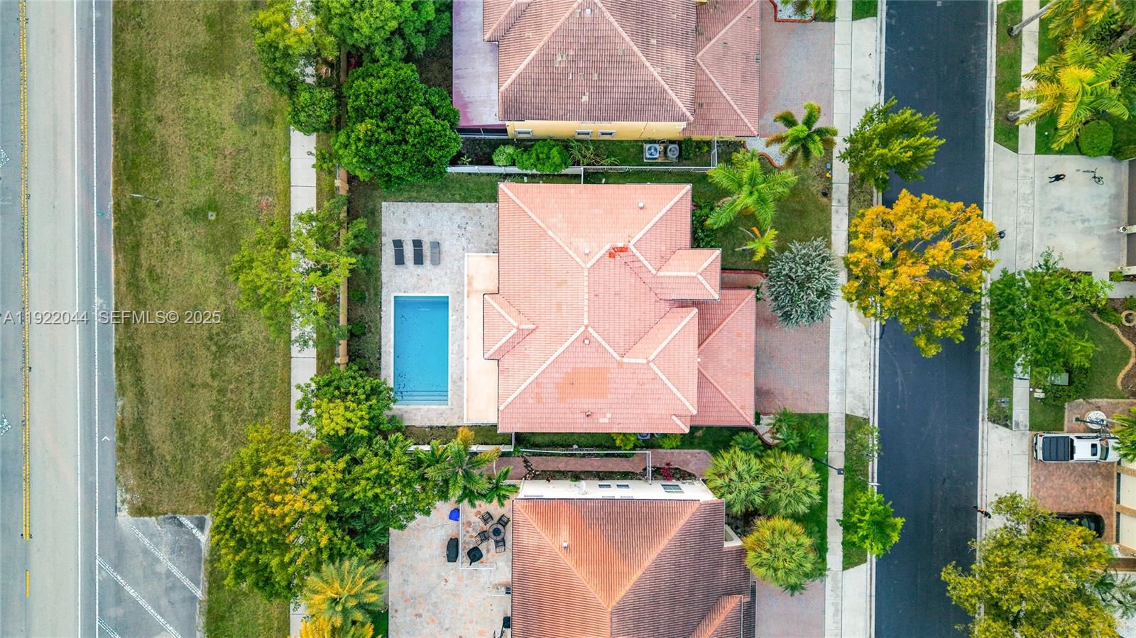 SESSA EIGHT - Residential