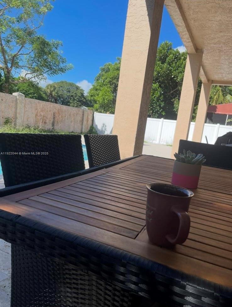 SESSA EIGHT - Residential