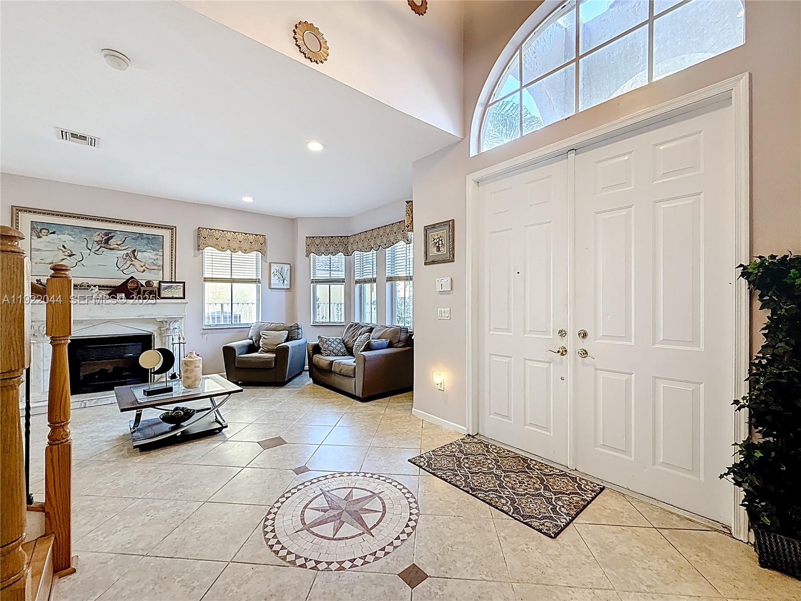 SESSA EIGHT - Residential