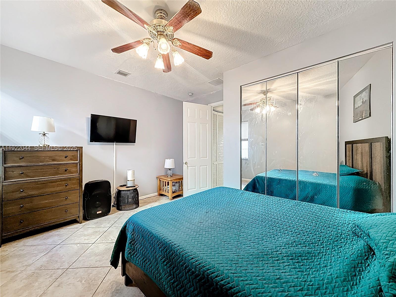 SESSA EIGHT - Residential