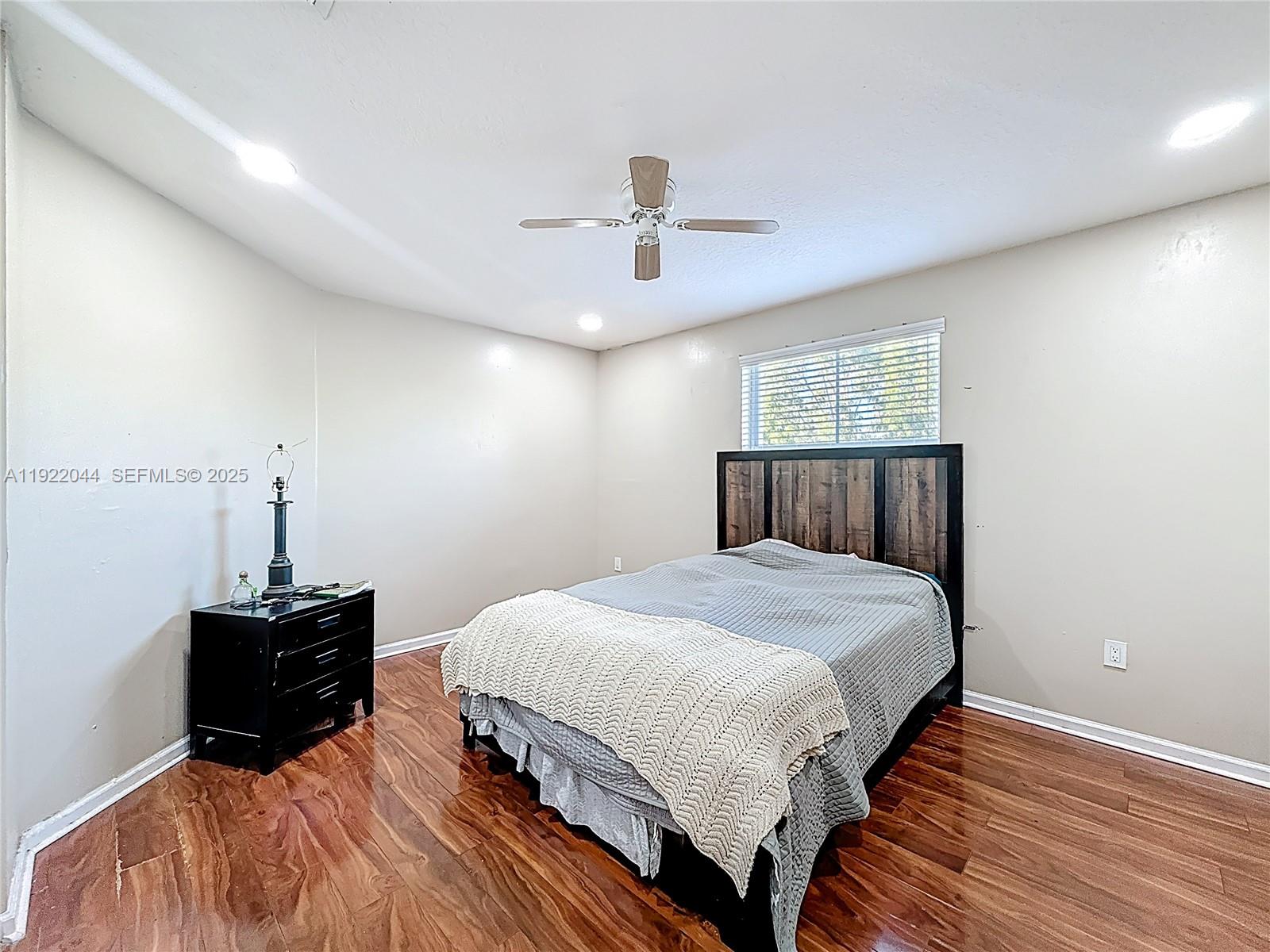 SESSA EIGHT - Residential