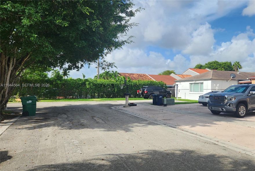 Corner lot property in great conditions, remodeled kitchen with stainless steel appliances, master bedrooms converted into a laws quarter. No HOA.