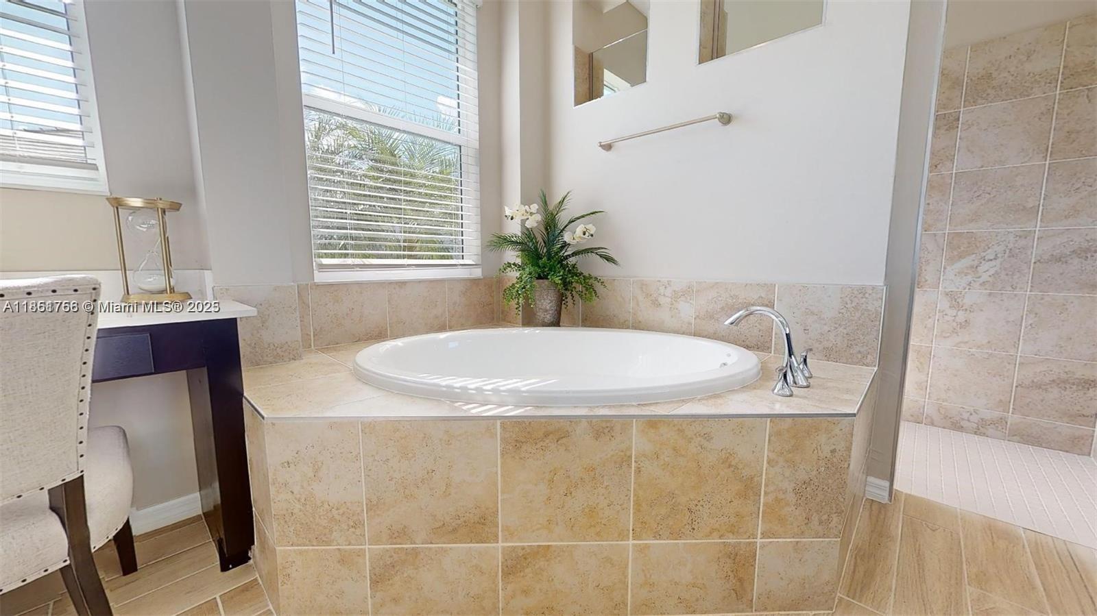NATIONAL G&CC PH 4 NATIONA - Residential