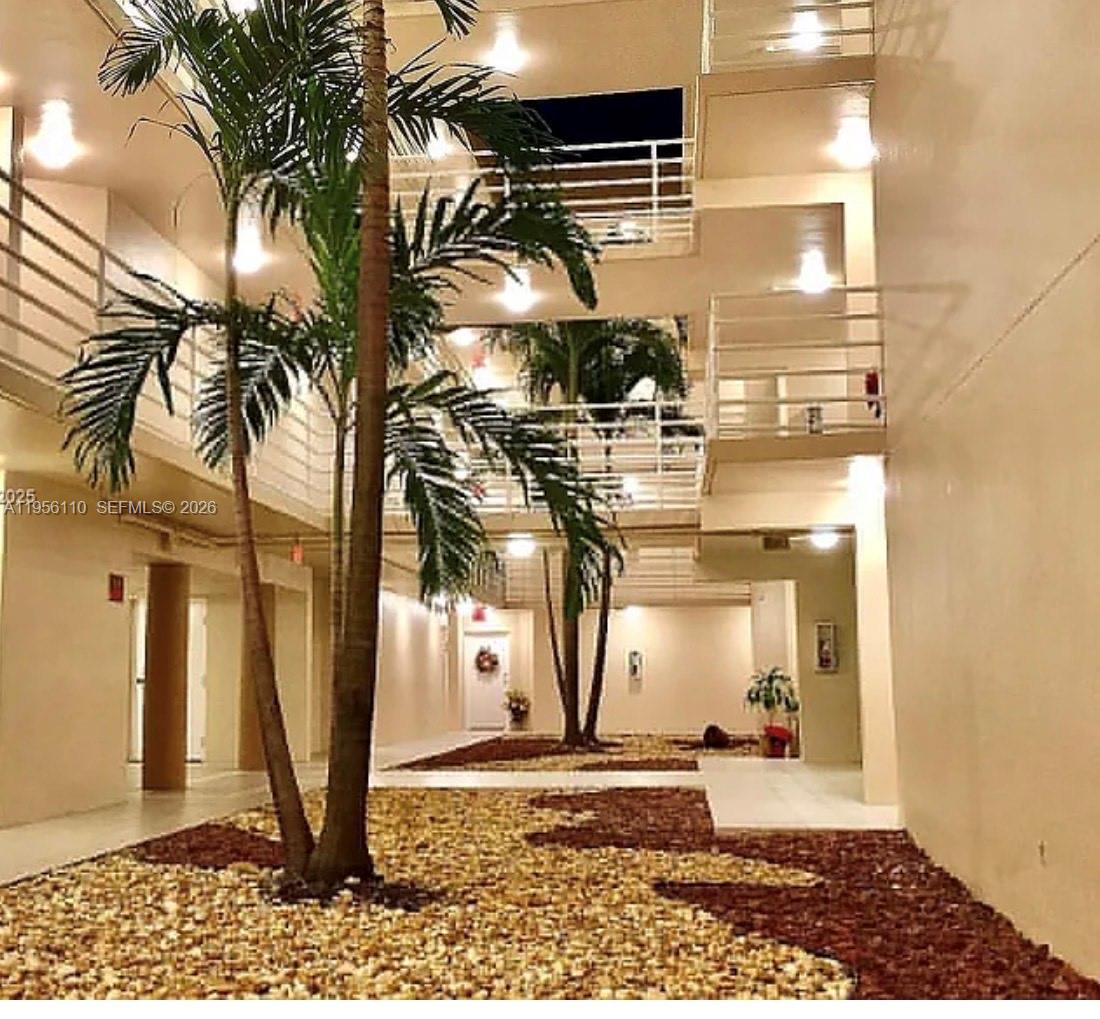 BELINDA GARDENS CONDO - Residential