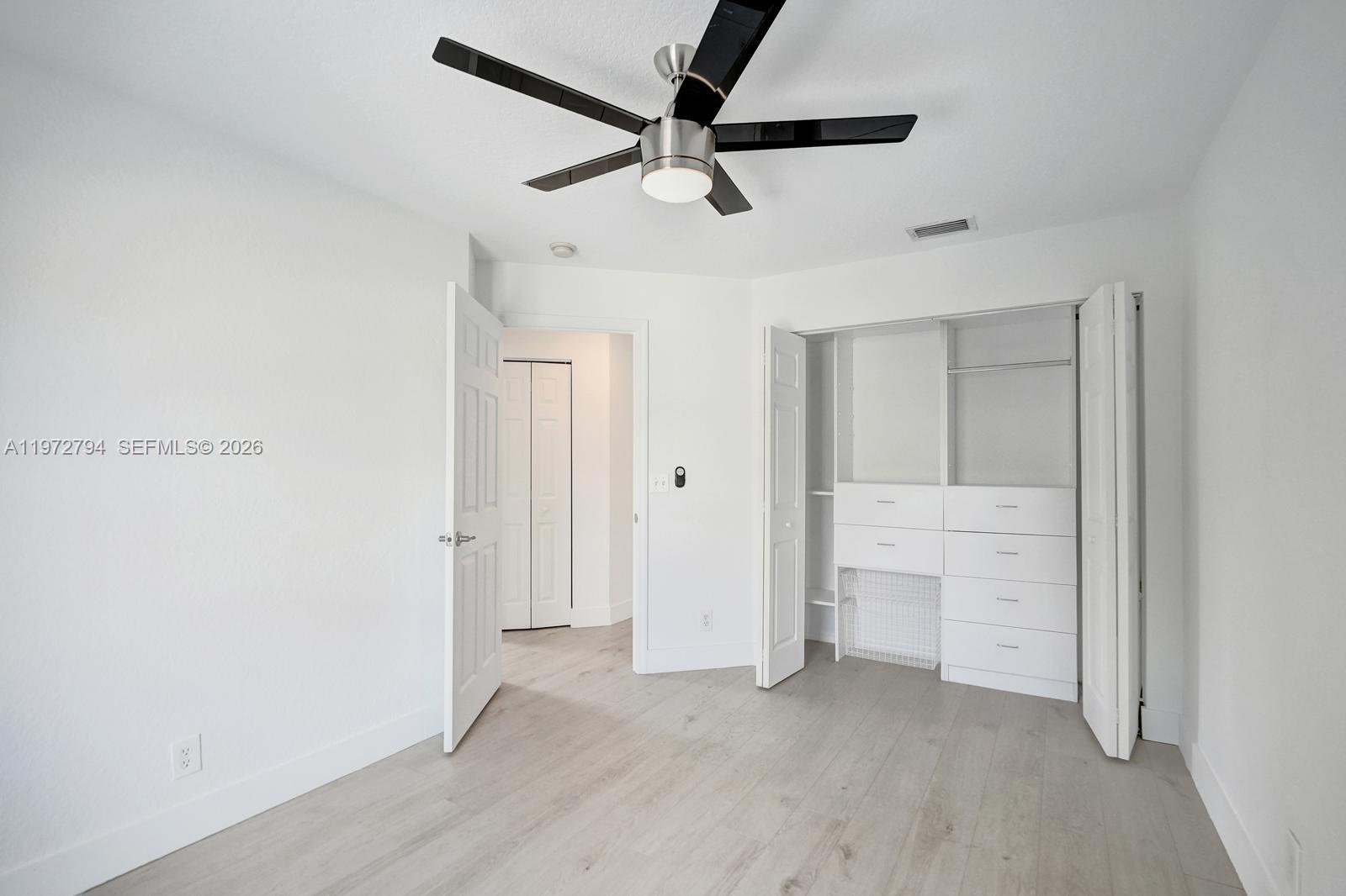 BANYAN TRAILS - Residential