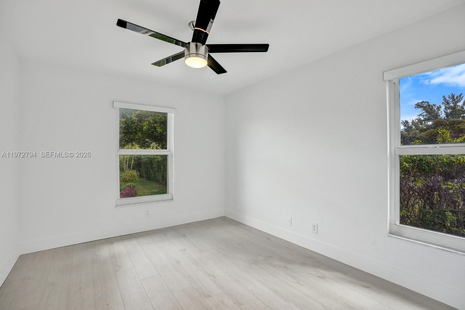 BANYAN TRAILS - Residential