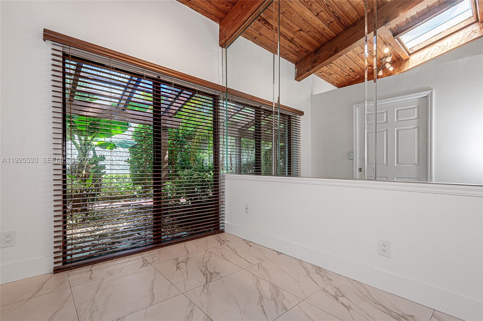 HARBOURWOOD SKETCH OF SUR - Residential Lease