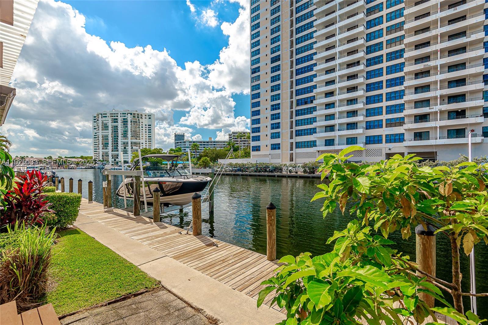 HARBOURWOOD SKETCH OF SUR - Residential Lease