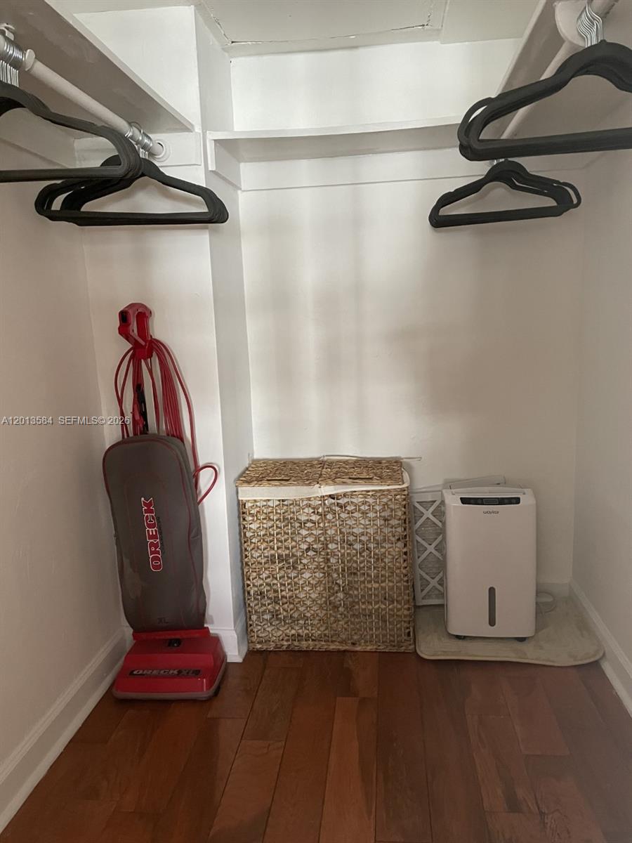 FLAMINGO SOUTH BEACH I CO - Residential Lease