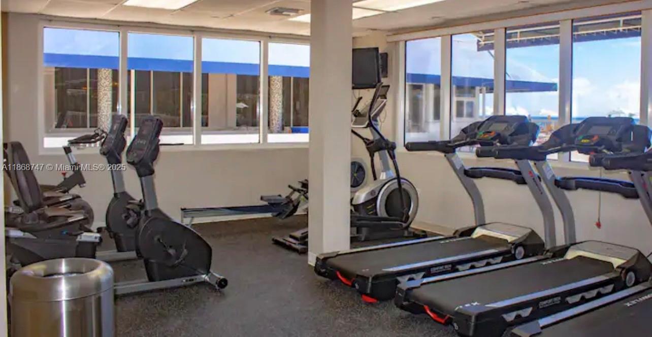 THE AVENTURA BEACH CLUB C - Residential