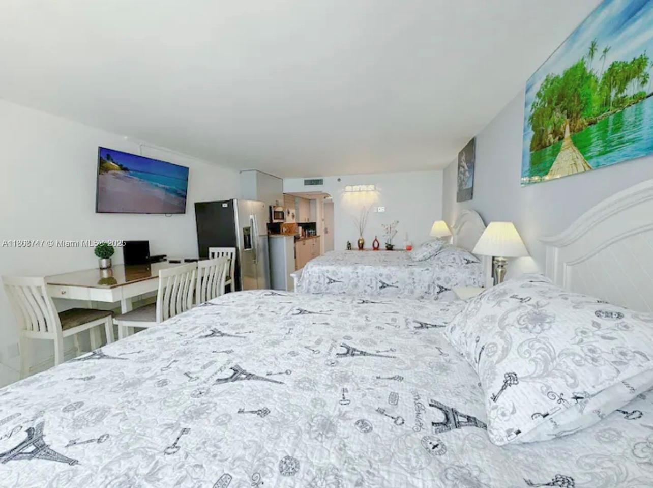 THE AVENTURA BEACH CLUB C - Residential