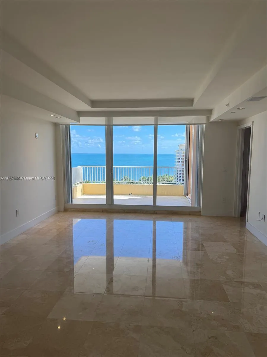 Key Biscayne, Florida 33149, United States, 3 Bedrooms Bedrooms, ,5 BathroomsBathrooms,Residential,Active,185132