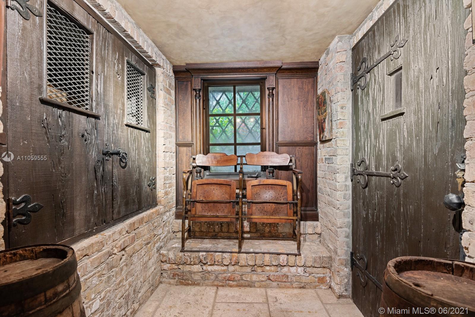 CORAL GABLES SEC A - Residential