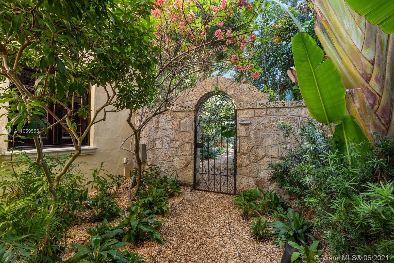 CORAL GABLES SEC A - Residential