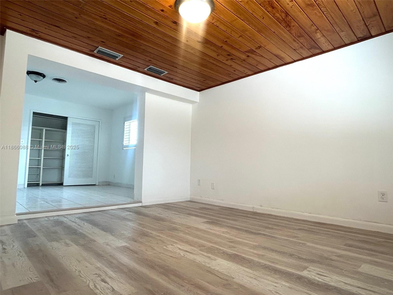 HIGH RIDGE ESTATES ADD - Residential