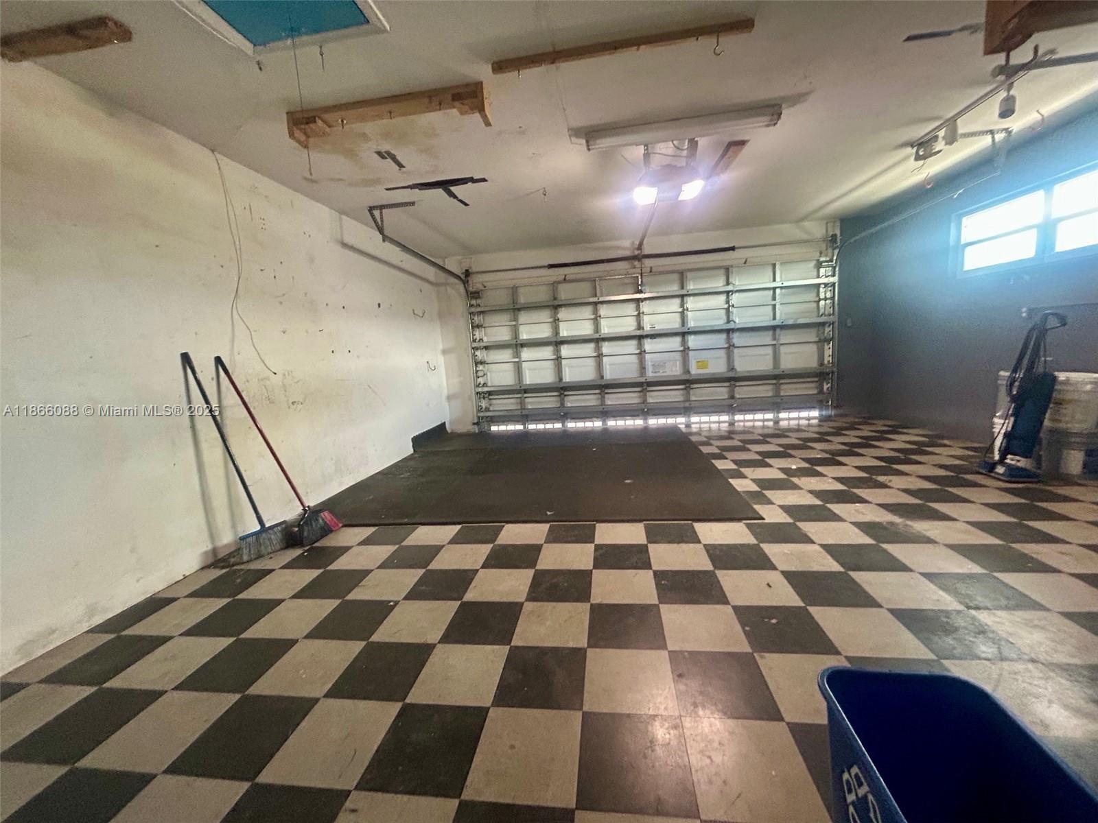 HIGH RIDGE ESTATES ADD - Residential