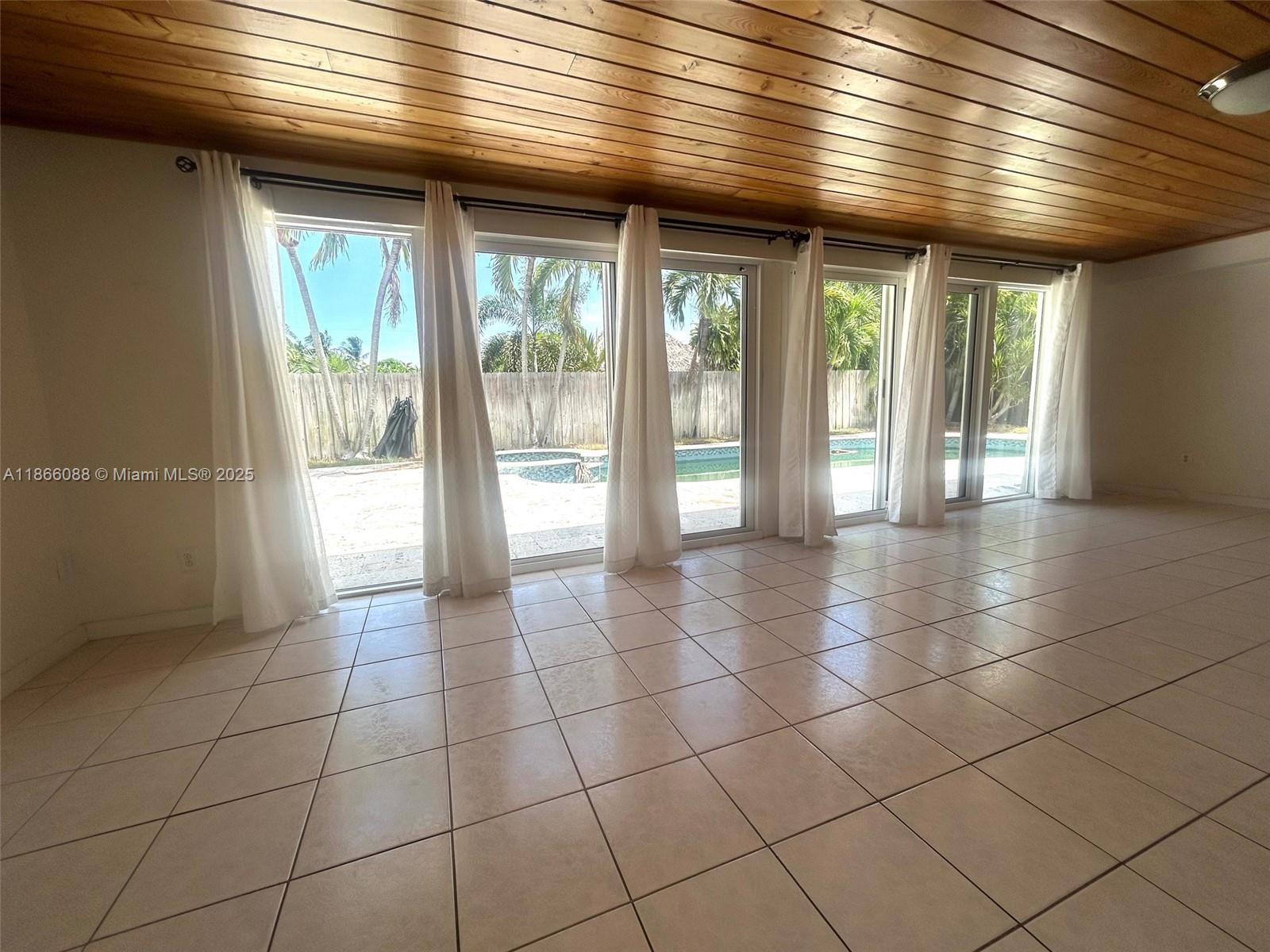 HIGH RIDGE ESTATES ADD - Residential