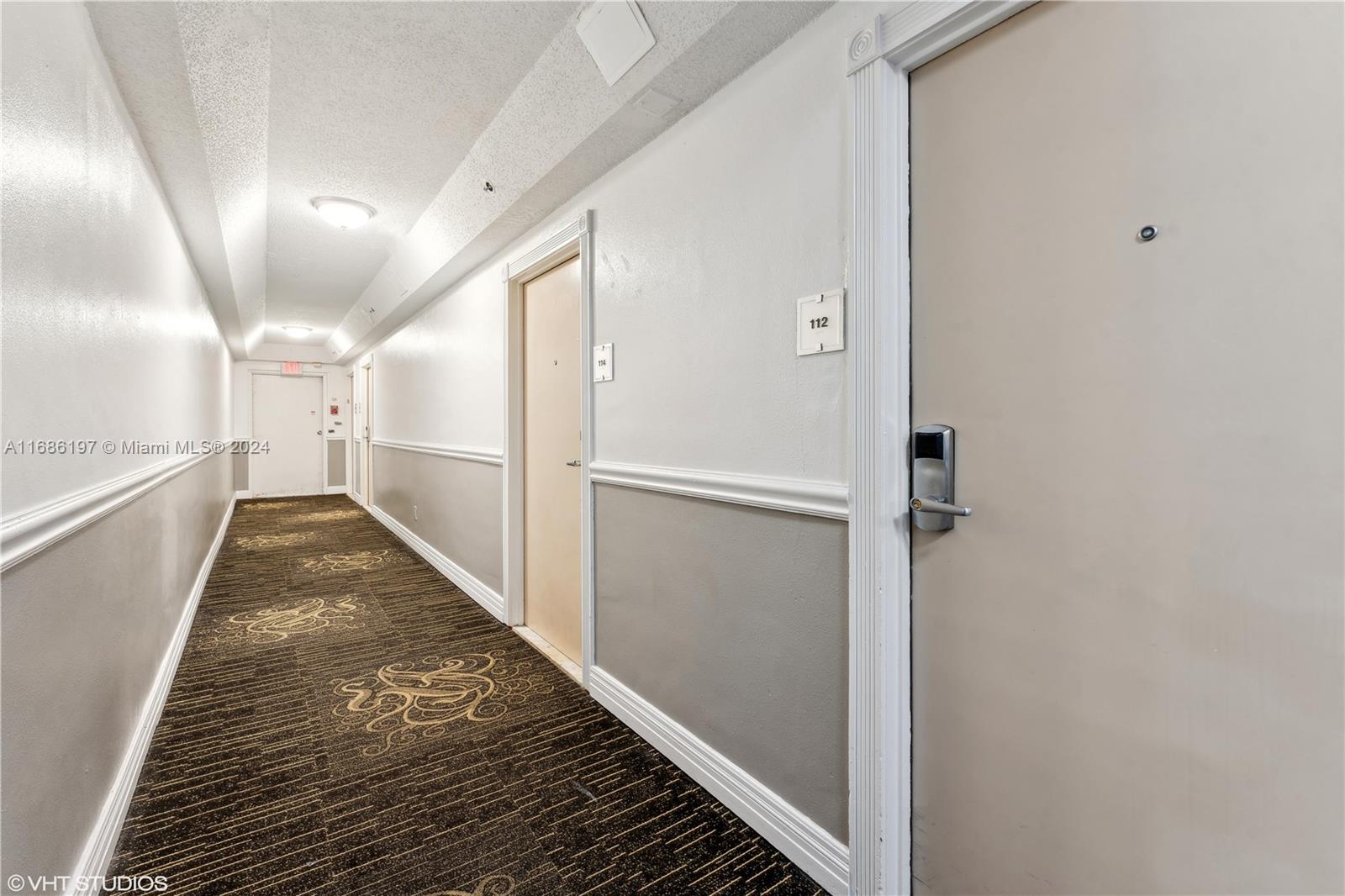 THE AVENTURA BEACH CLUB C - Residential