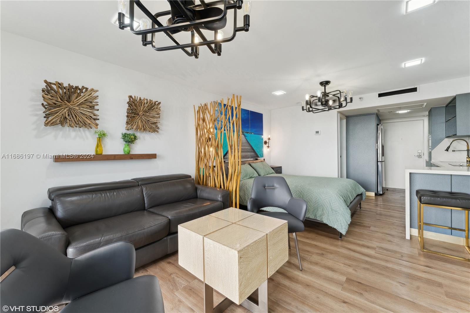 THE AVENTURA BEACH CLUB C - Residential