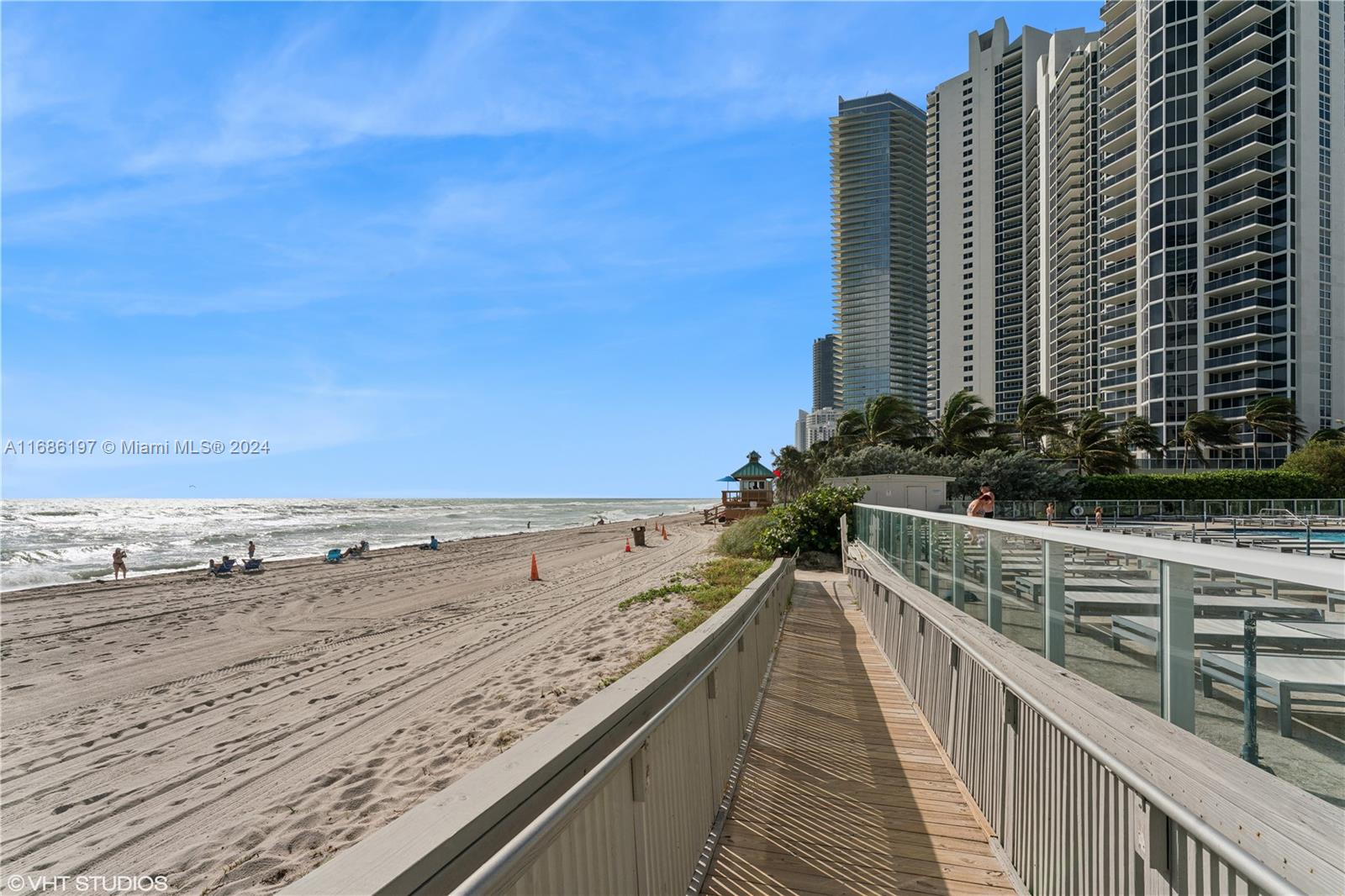 THE AVENTURA BEACH CLUB C - Residential