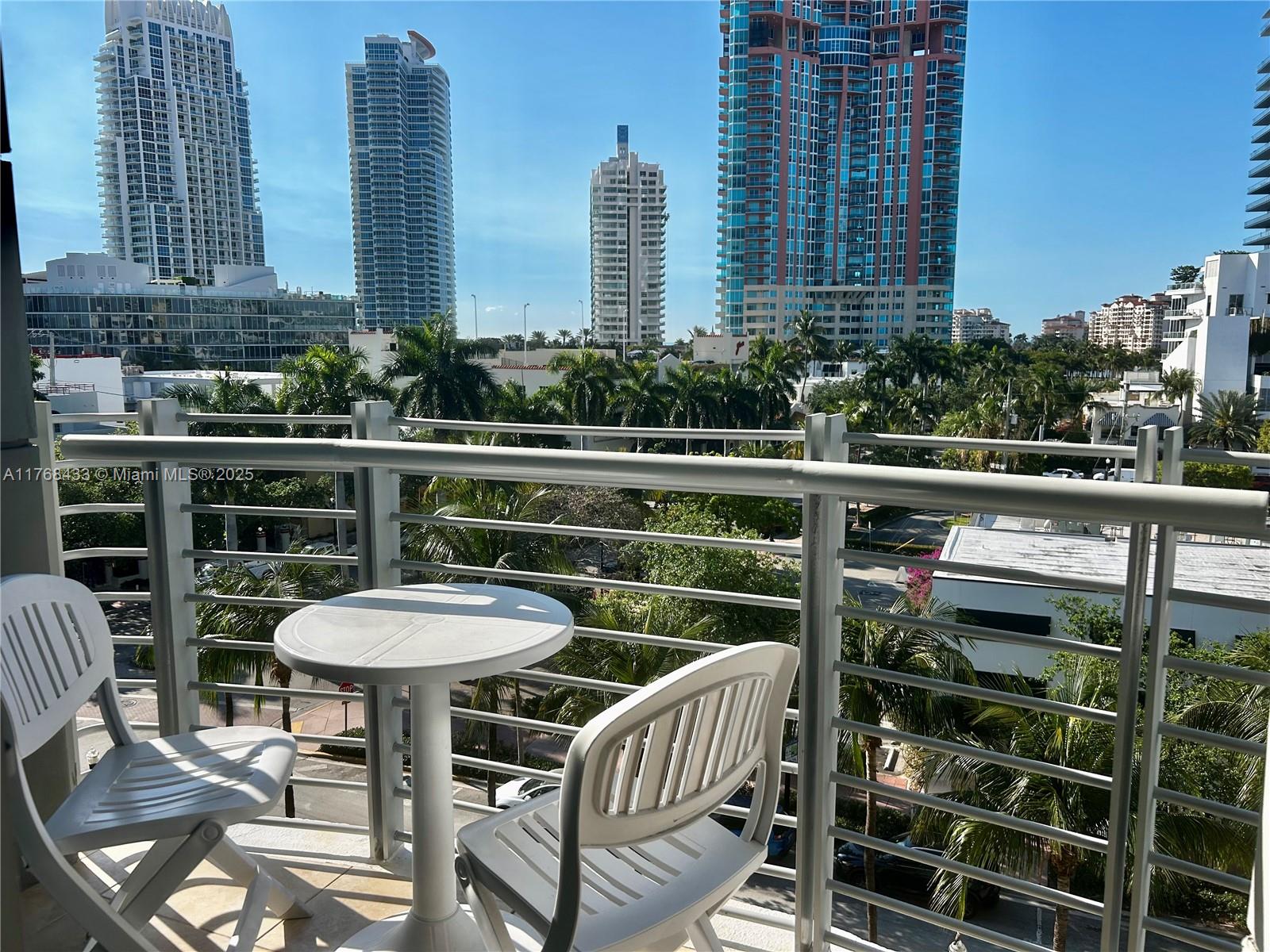 110 Washington Ave 1611, Miami Beach, Miami-Dade County, Florida - 1 Bedrooms  
1 Bathrooms - 