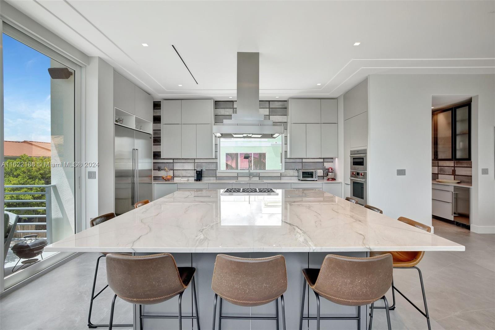 HOLLYWOOD CENTRAL BEACH - Residential Lease