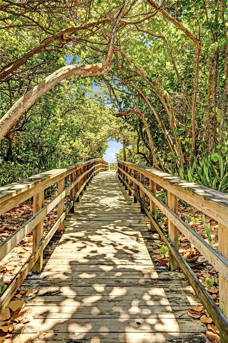 HOLLYWOOD CENTRAL BEACH - Residential Lease