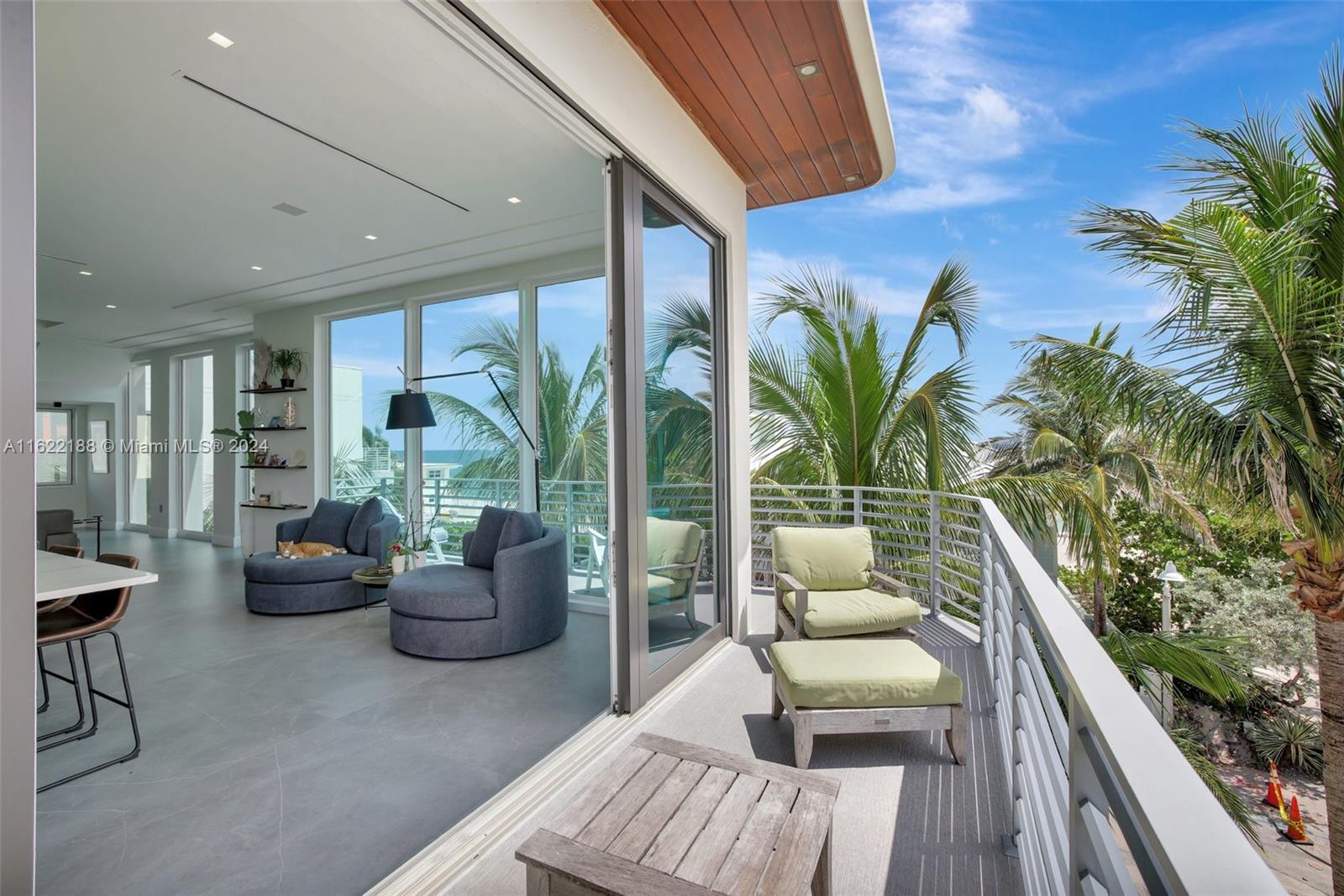 HOLLYWOOD CENTRAL BEACH - Residential Lease