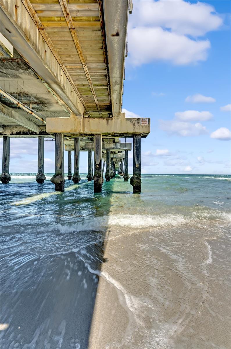 HOLLYWOOD CENTRAL BEACH - Residential Lease
