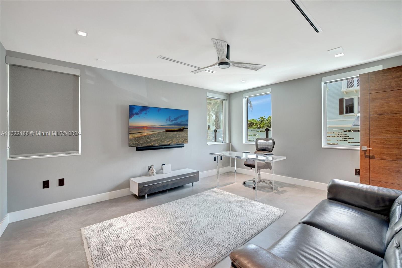 HOLLYWOOD CENTRAL BEACH - Residential Lease