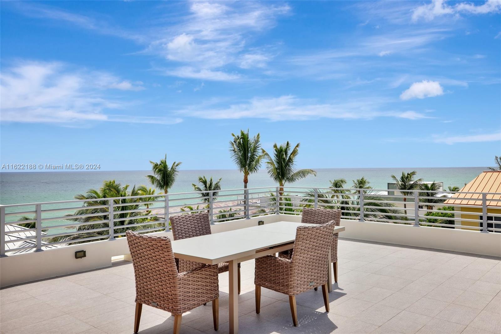 HOLLYWOOD CENTRAL BEACH - Residential Lease