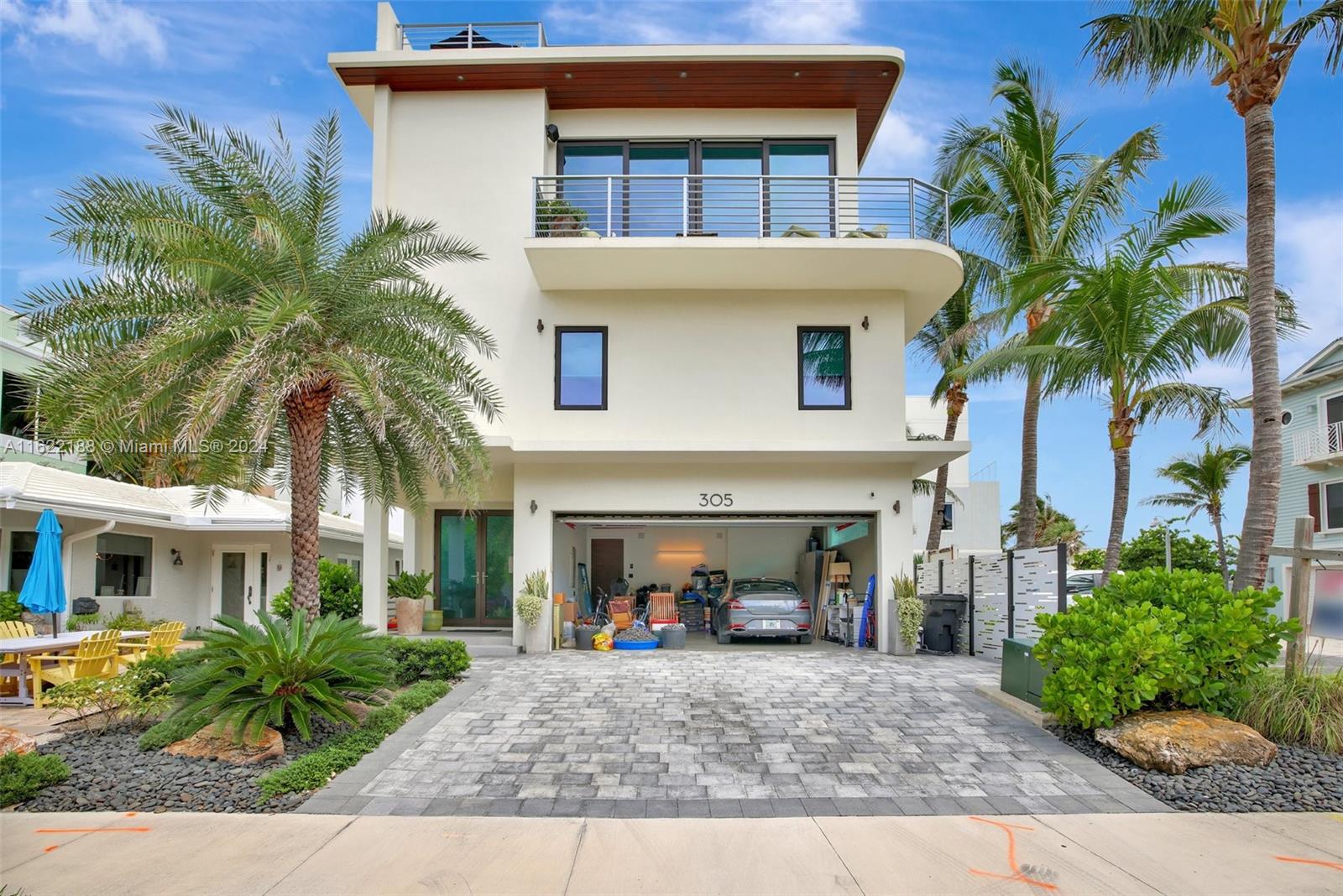 HOLLYWOOD CENTRAL BEACH - Residential Lease
