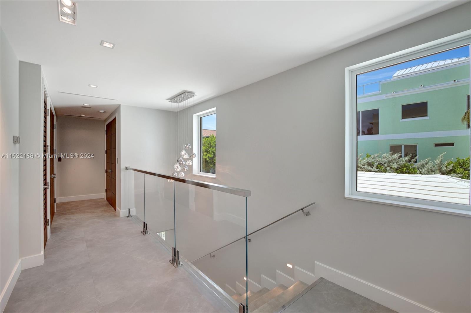 HOLLYWOOD CENTRAL BEACH - Residential Lease