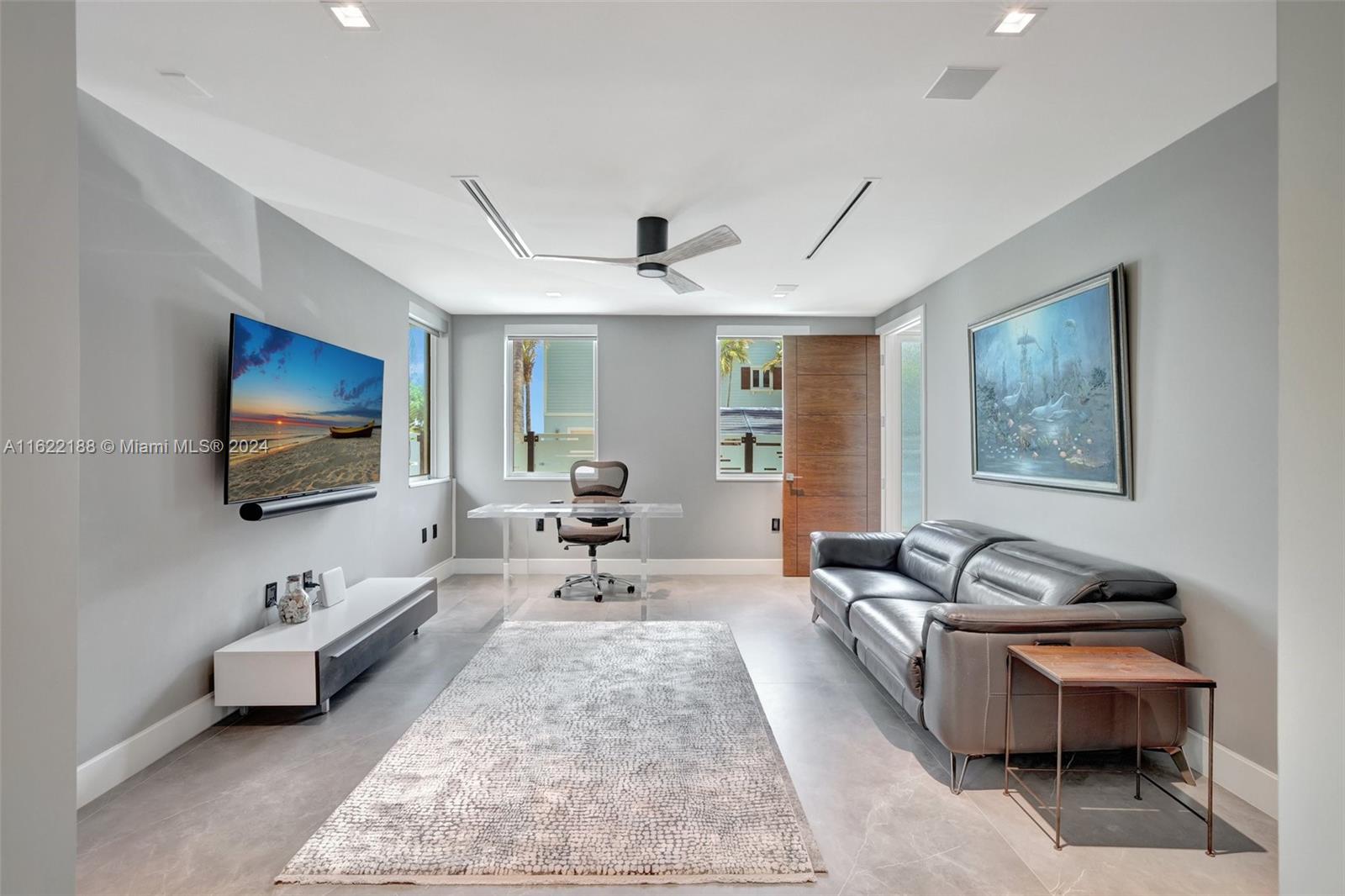 HOLLYWOOD CENTRAL BEACH - Residential Lease